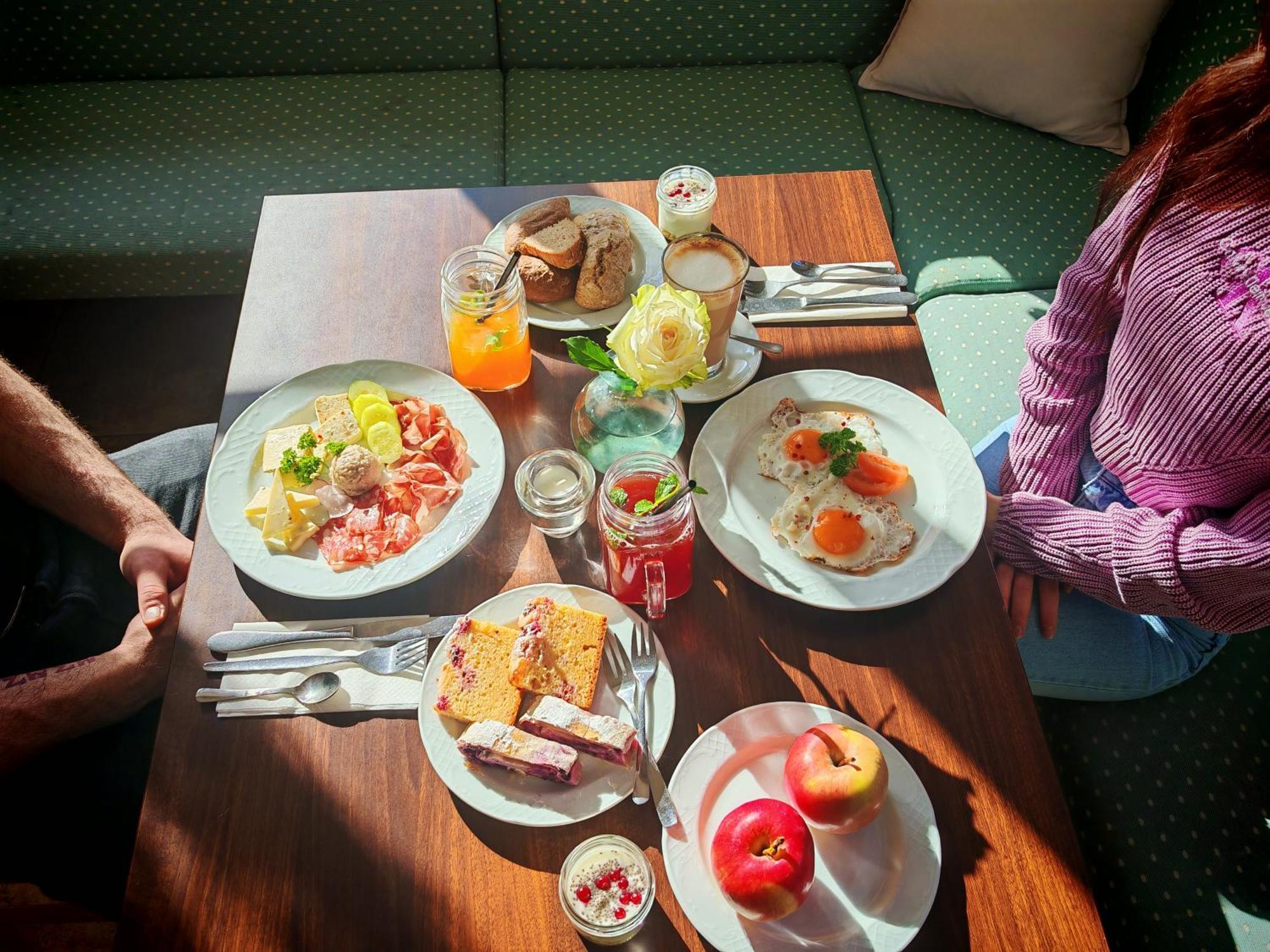 Pohorje Village Wellbeing Resort - Forest Hotel Videc Hočko Pohorje Esterno foto