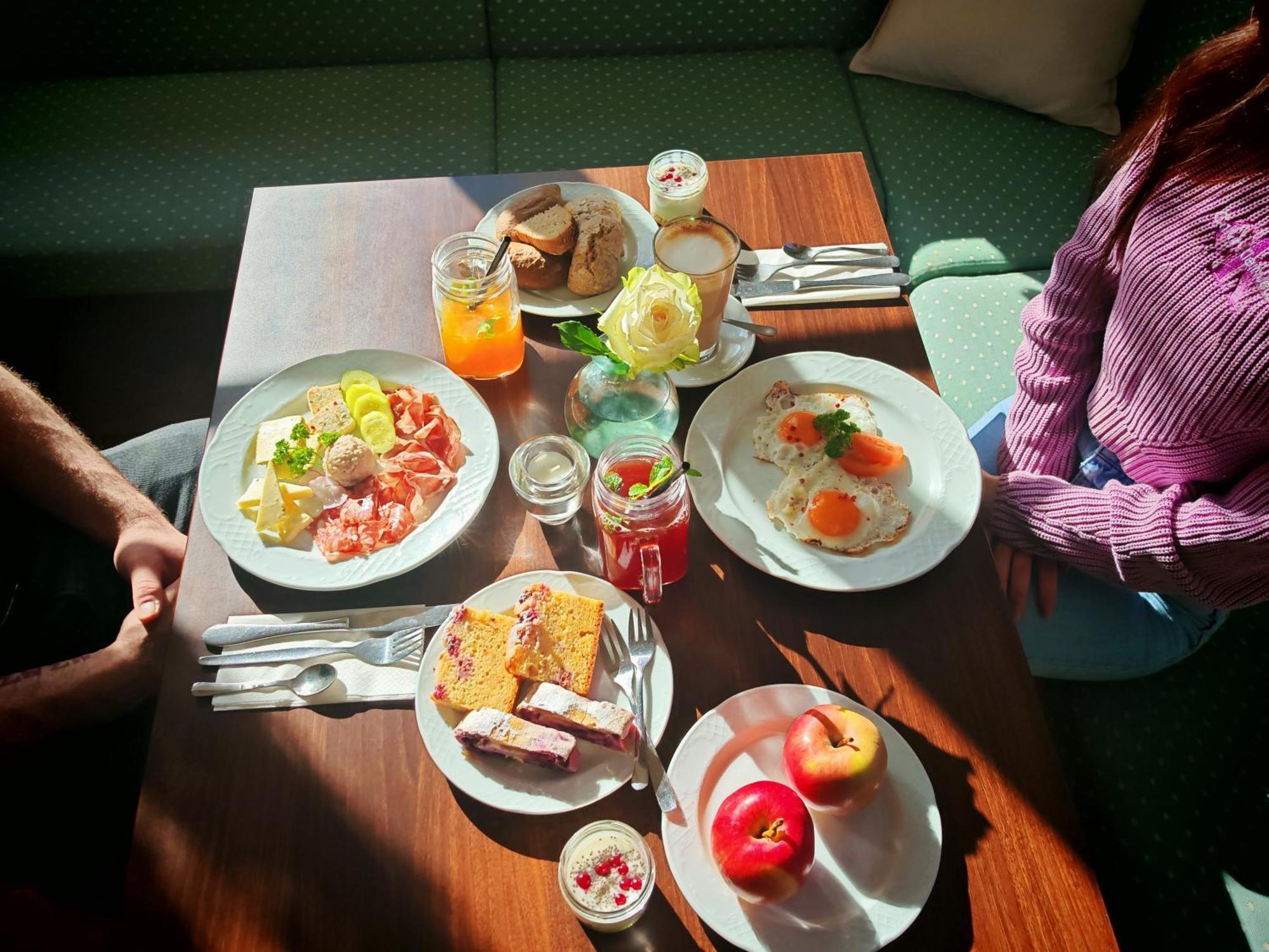 Pohorje Village Wellbeing Resort - Forest Hotel Videc Hočko Pohorje Esterno foto